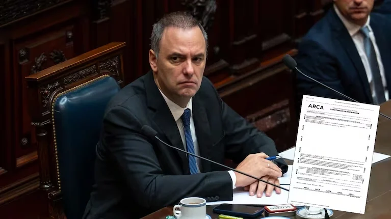 ``Ahorramos en negro´´: la polémica frase de Adorni tras admitir que omitió USD 500.000 en sus declaraciones juradas.